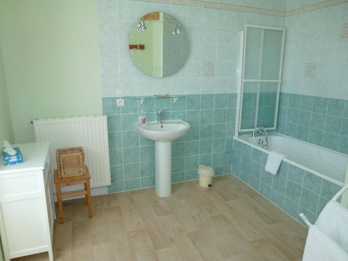 Frontenay-Rohan-Rohan Le Logis De Faugerit Bed & Breakfast エクステリア 写真