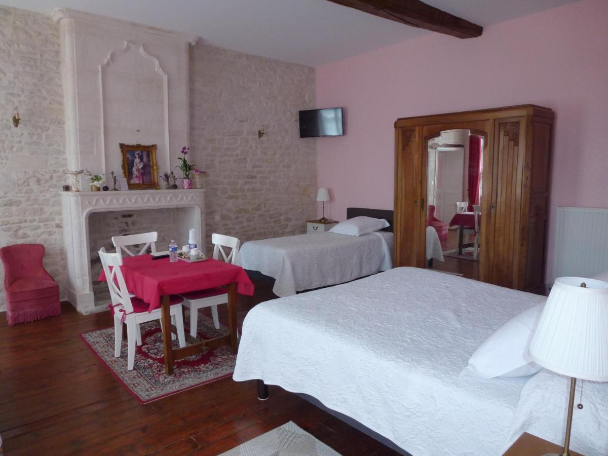 Frontenay-Rohan-Rohan Le Logis De Faugerit Bed & Breakfast エクステリア 写真
